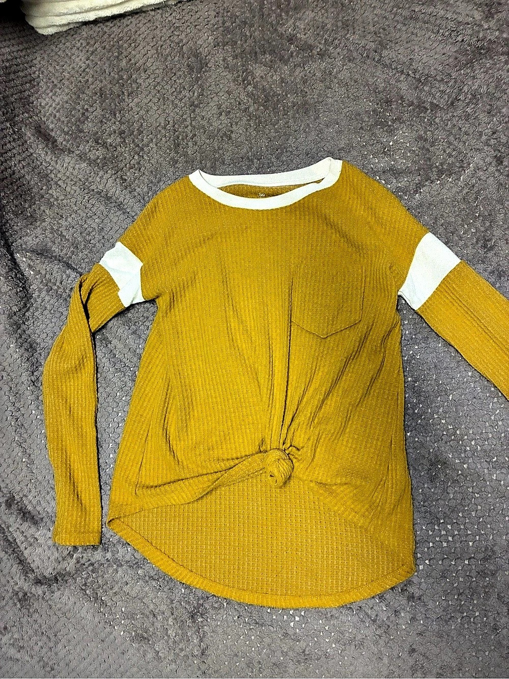 Long Sleeve Knot Front Top in Yellow & White Like New